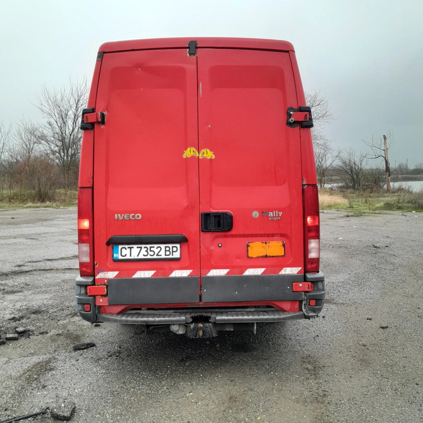 Iveco 35c13 2.8 - изображение 8