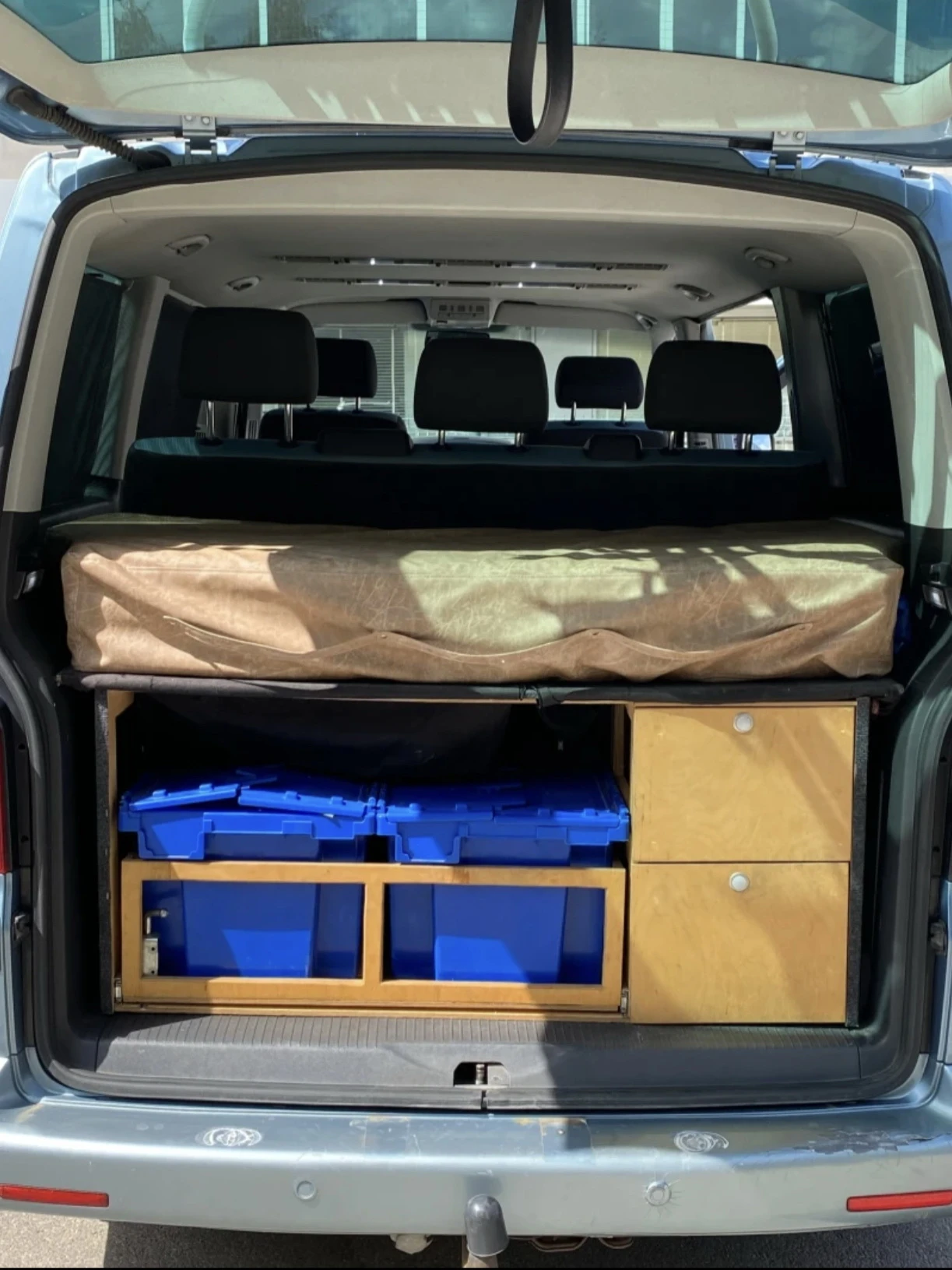 VW Multivan, снимка 7 - Бусове и автобуси - 54411768