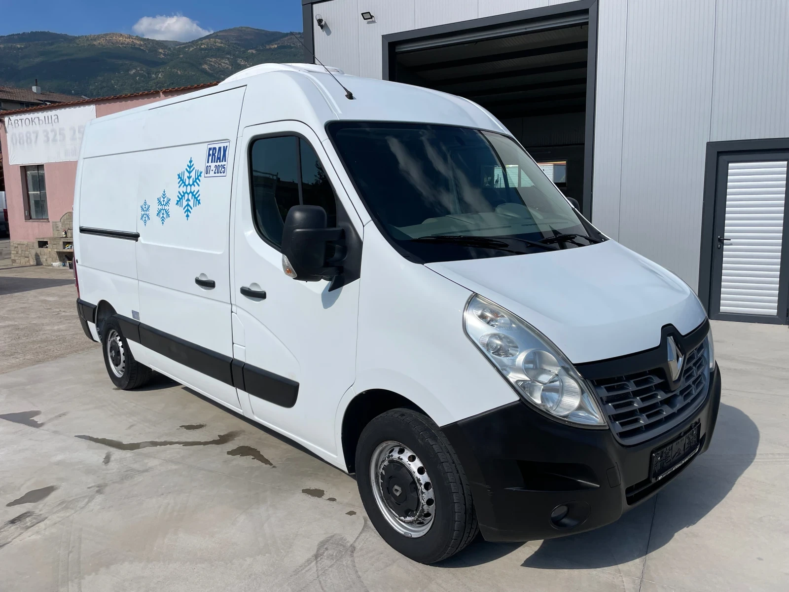 Renault Master 2.3dci//ХЛАДИЛЕН//220V//КЛИМА, снимка 3 - Бусове и автобуси - 55543899