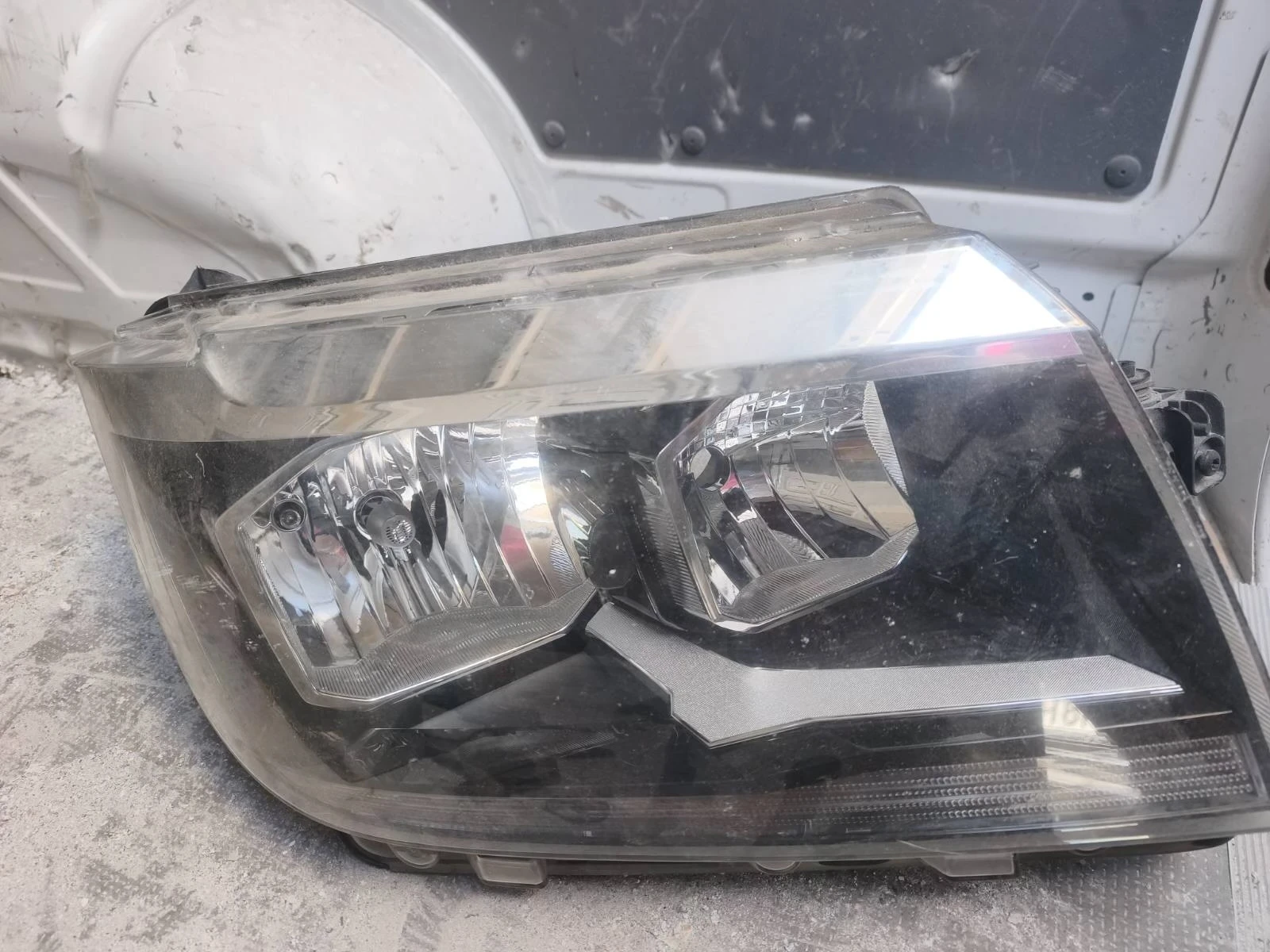 VW Crafter, снимка 2 - Бусове и автобуси - 56668487