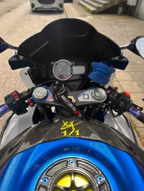 Suzuki Gsxr | Mobile.bg    12