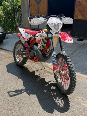 Beta Rr 