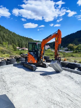 Багер Hitachi Zx38u-5a , снимка 1