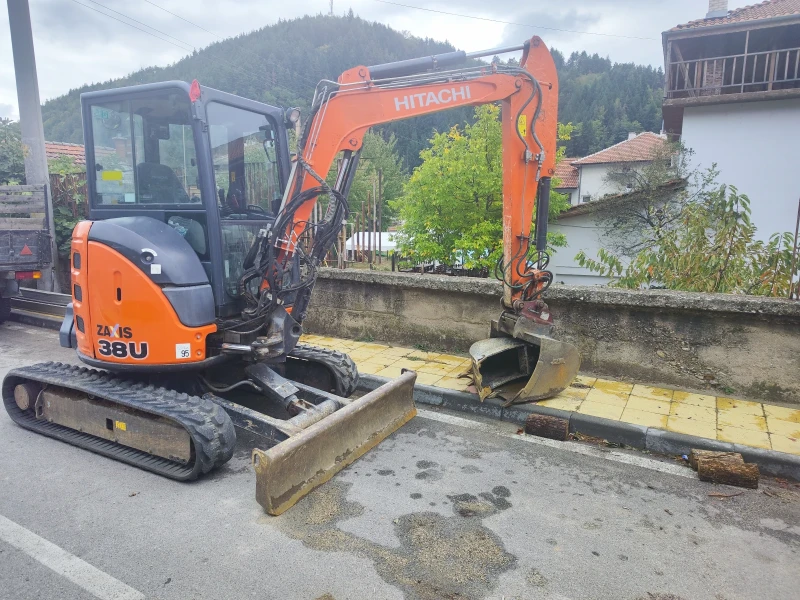 Багер Hitachi Zx38u-5a , снимка 2 - Индустриална техника - 53473127