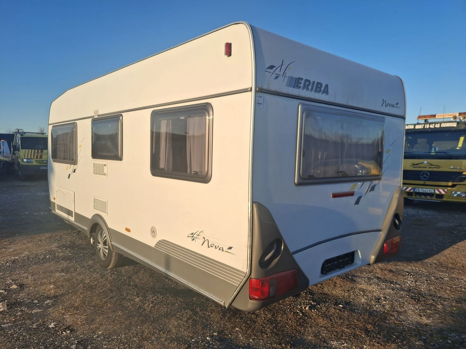 Каравана Други Eriba, снимка 4 - Каравани и кемпери - 53787761