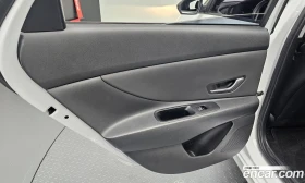 Hyundai Elantra 1.6 LPi (Rental Car) Style, снимка 14