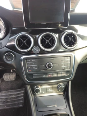 Mercedes-Benz CLA 200 200, снимка 15