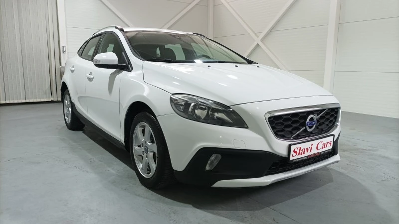 Volvo V40 Cross Country D 2 automatic/ navi, снимка 3 - Автомобили и джипове - 46354084