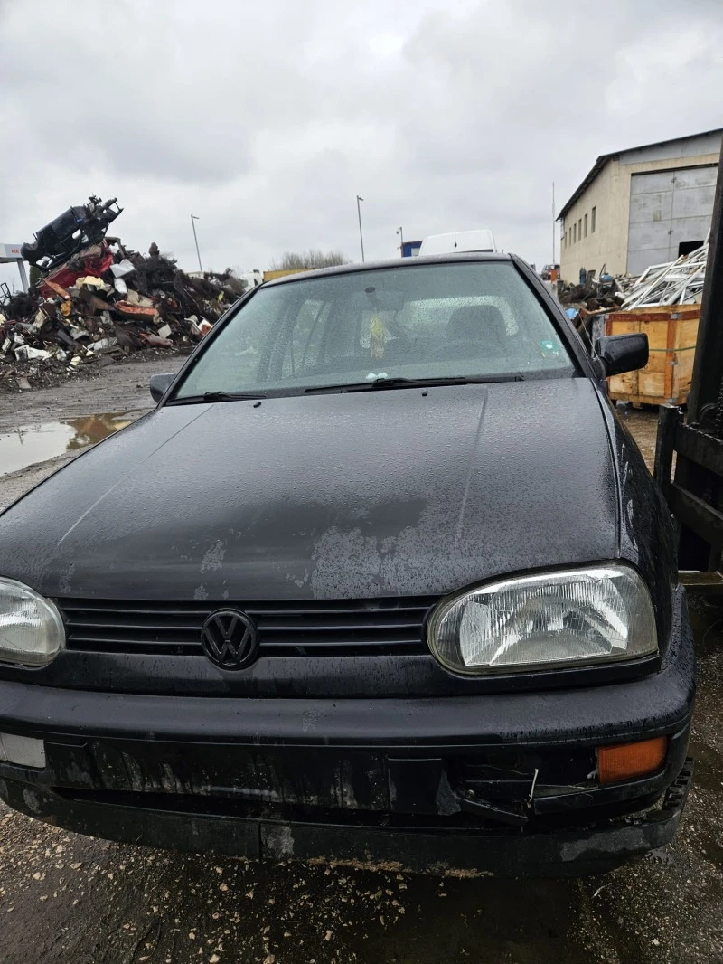 VW Golf 3, снимка 1 - Автомобили и джипове - 44629432