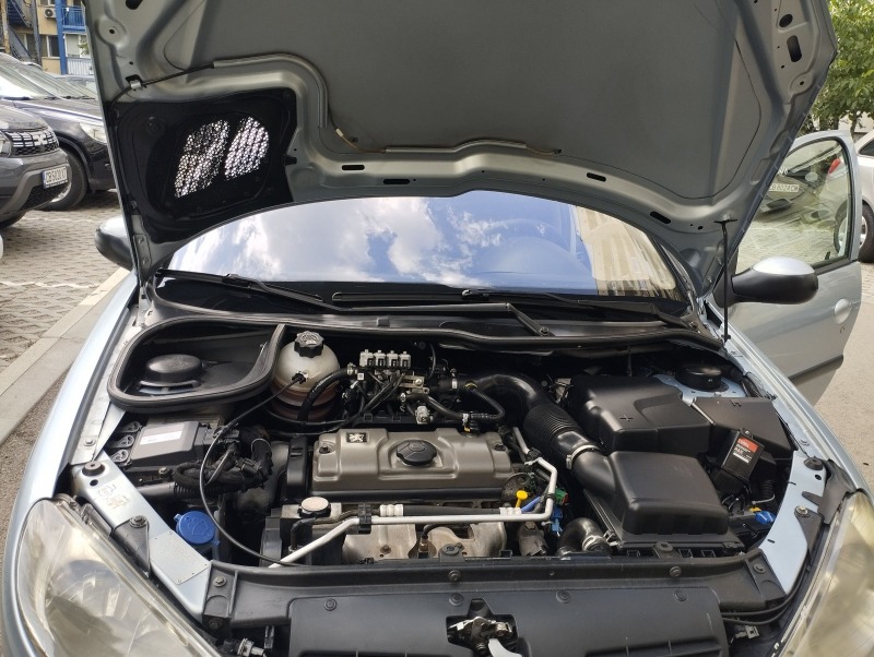 Peugeot 206 1.4 бензин/ газ , снимка 4 - Автомобили и джипове - 46071299