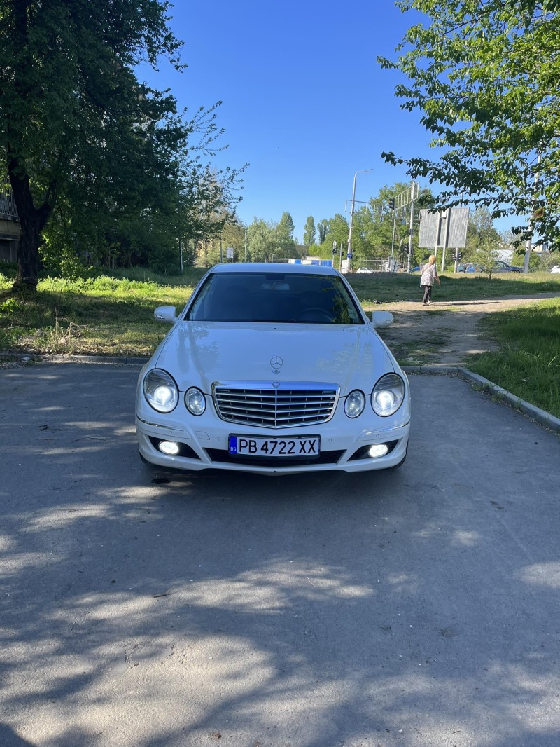 Mercedes-Benz E 200, снимка 2 - Автомобили и джипове - 46310926