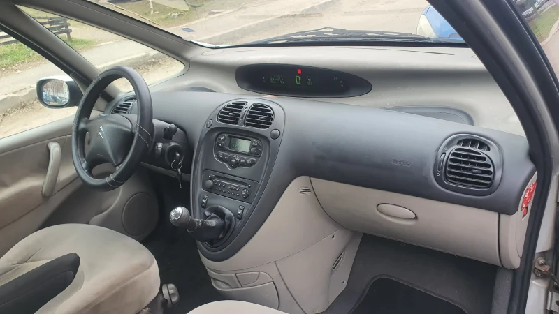 Citroen Xsara picasso Газ-бензин, снимка 8 - Автомобили и джипове - 49152171