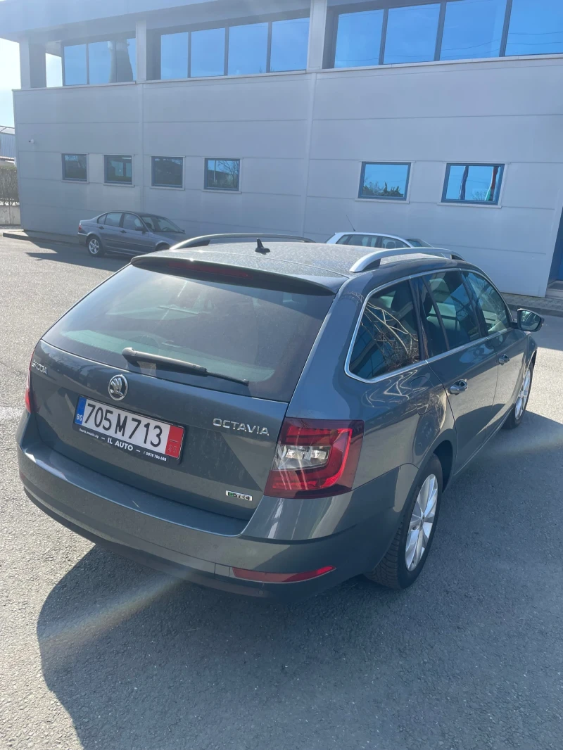 Skoda Octavia CNG - G-TEC, снимка 4 - Автомобили и джипове - 49593782