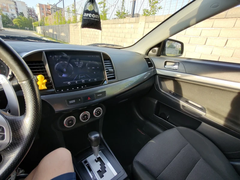 Mitsubishi Lancer 1.8 143 LPG, снимка 7 - Автомобили и джипове - 52635009