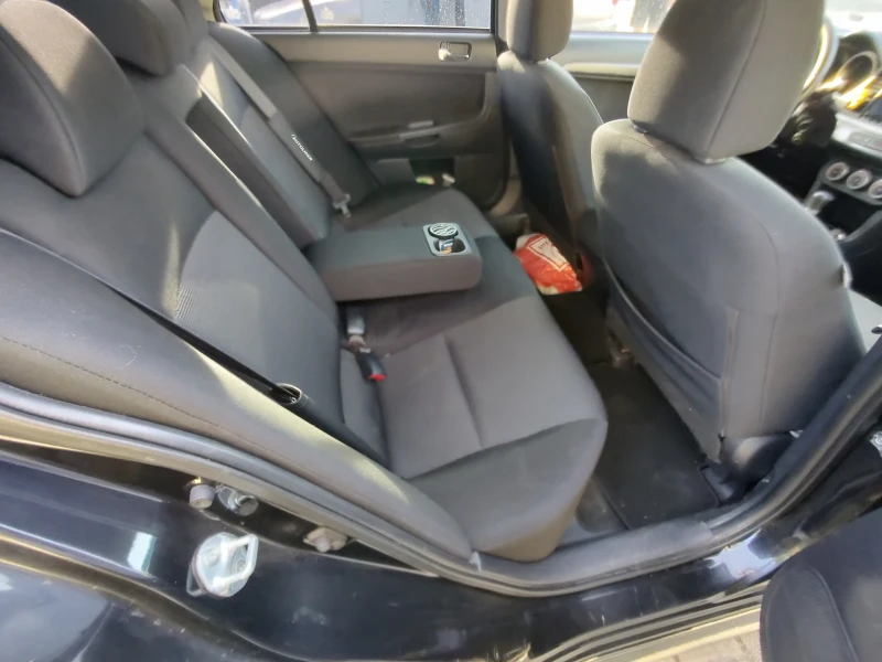 Mitsubishi Lancer 1.8 143 LPG, снимка 8 - Автомобили и джипове - 52635009