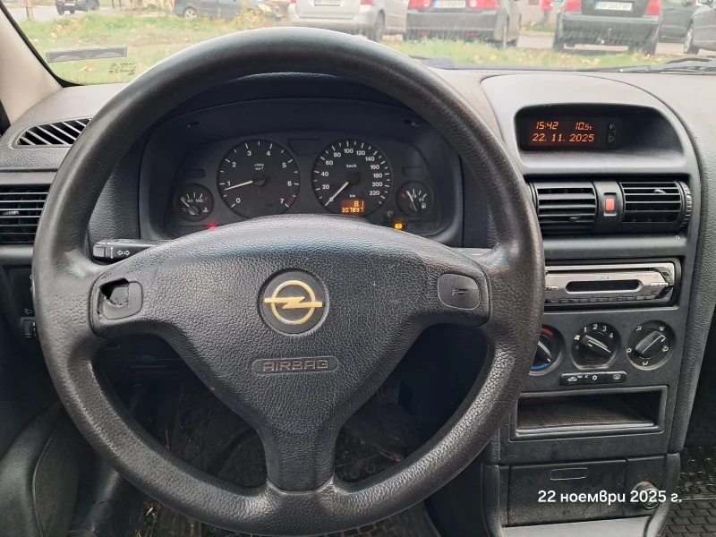 Opel Astra, снимка 15 - Автомобили и джипове - 52503698
