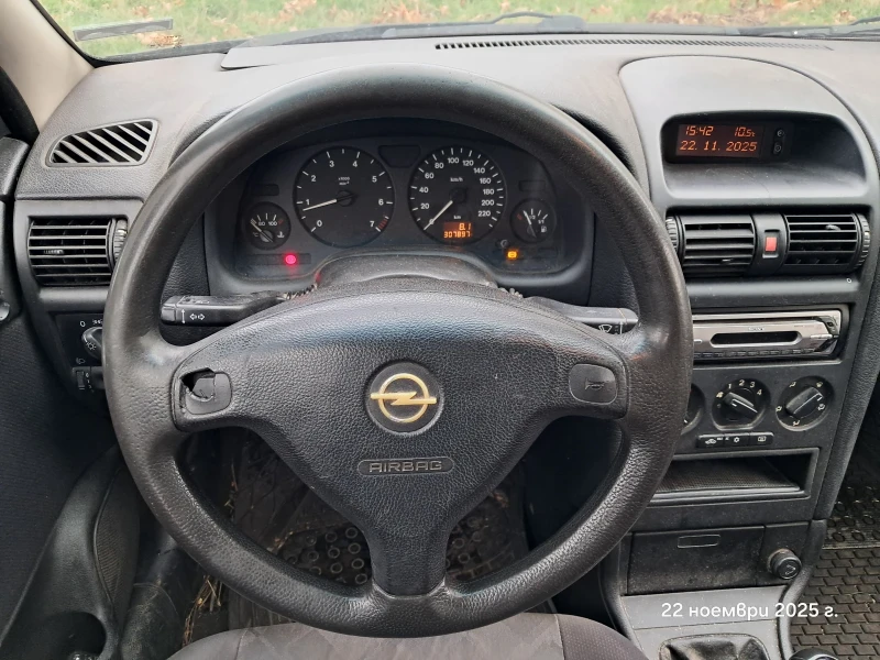 Opel Astra, снимка 14 - Автомобили и джипове - 52503698