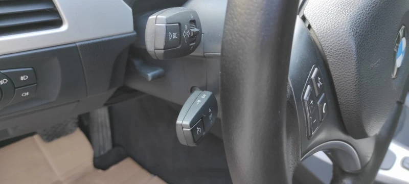 BMW 320, снимка 10 - Автомобили и джипове - 52668472