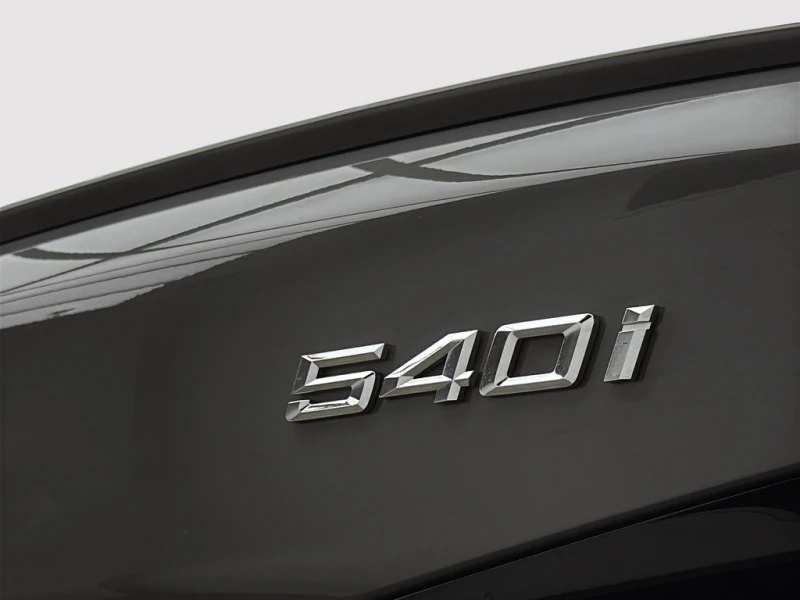 BMW 540 * 540i xDrive M Sport Pro Pack * CARFAX * ЦЕНА ДО , снимка 9 - Автомобили и джипове - 52723715