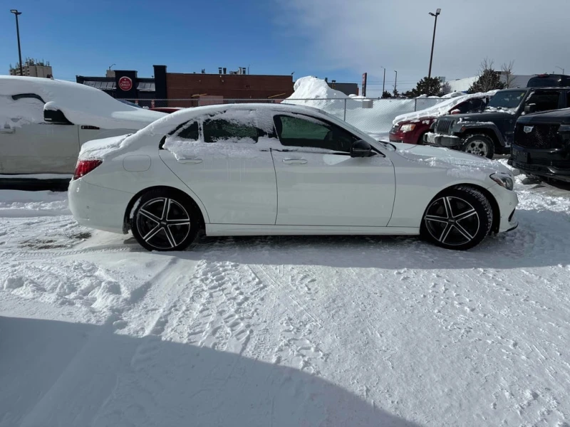 Mercedes-Benz C 300 * CARFAX * ПАНОРАМА* ВТОРИ ГУМИ, снимка 4 - Автомобили и джипове - 53376648