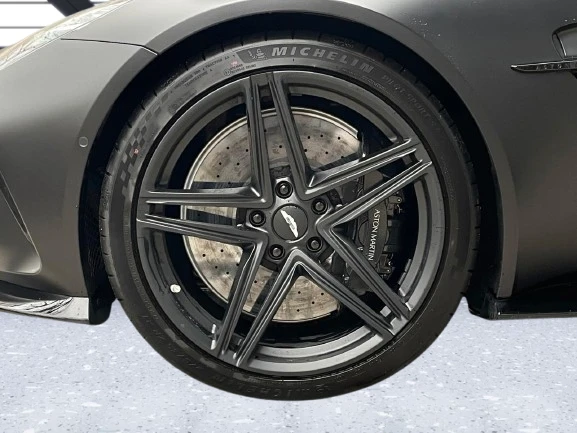 Aston Martin V8 Vantage = Black Pack = Гаранция - изображение 4