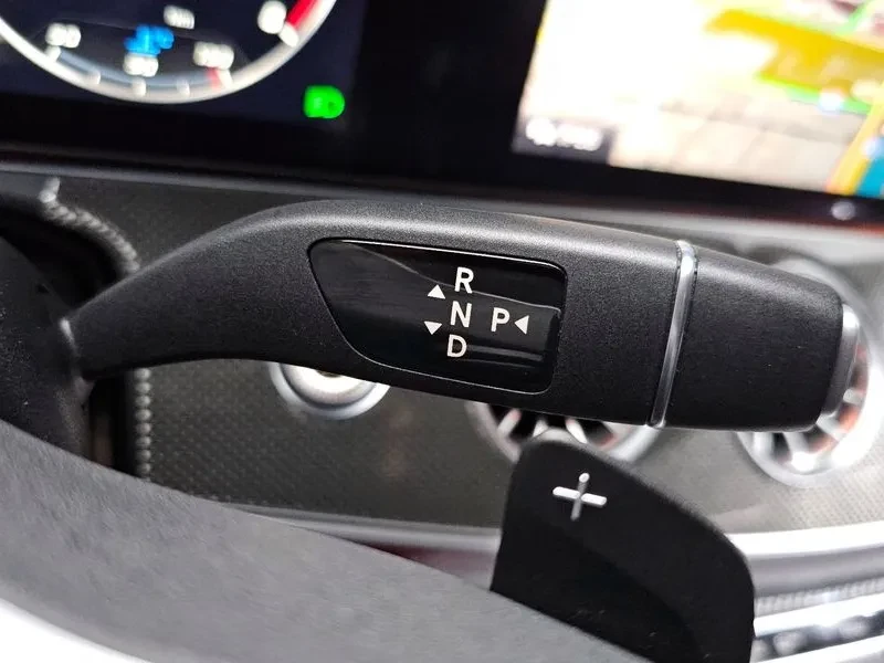 Mercedes-Benz CLS 400, снимка 9 - Автомобили и джипове - 54288699