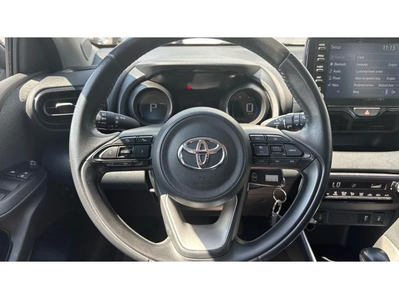Toyota Yaris 1.5HSD TREND, снимка 13 - Автомобили и джипове - 55884774
