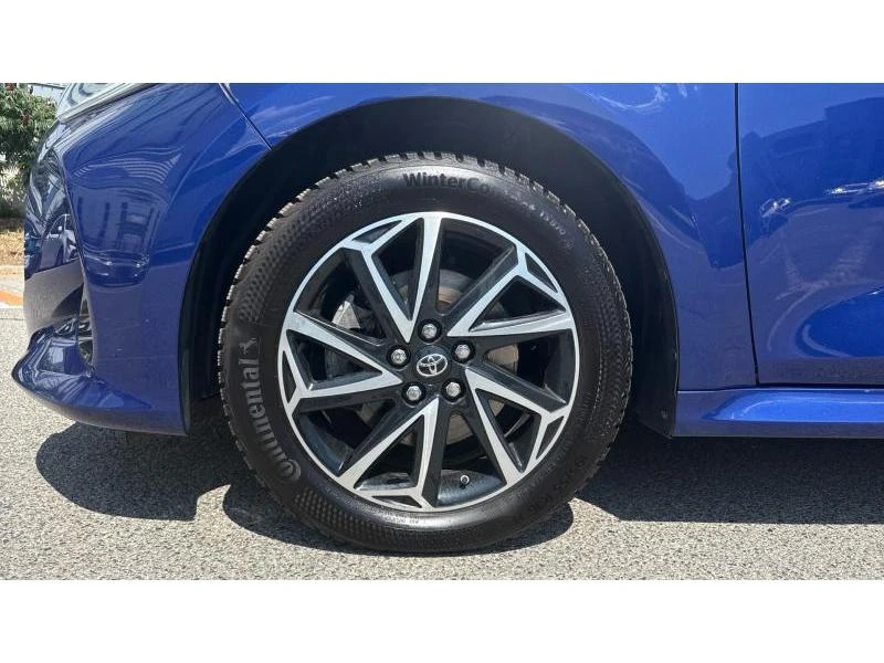 Toyota Yaris 1.5HSD TREND, снимка 16 - Автомобили и джипове - 55884774