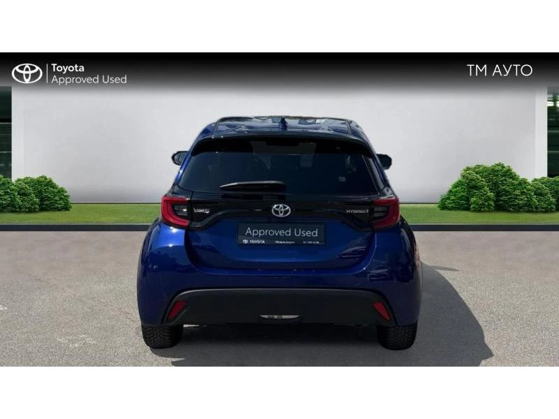Toyota Yaris 1.5HSD TREND, снимка 4 - Автомобили и джипове - 55884774