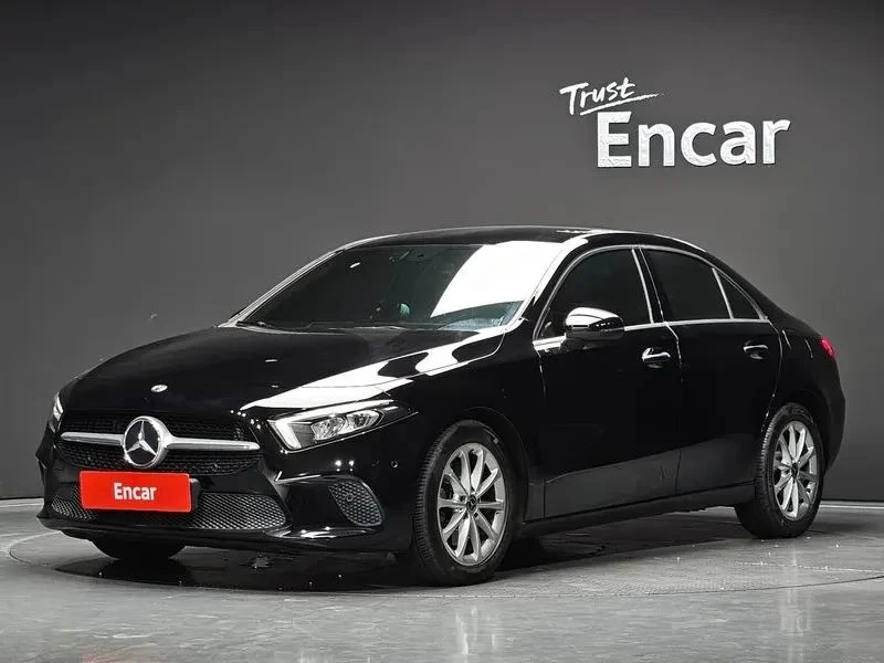 Mercedes-Benz A 220