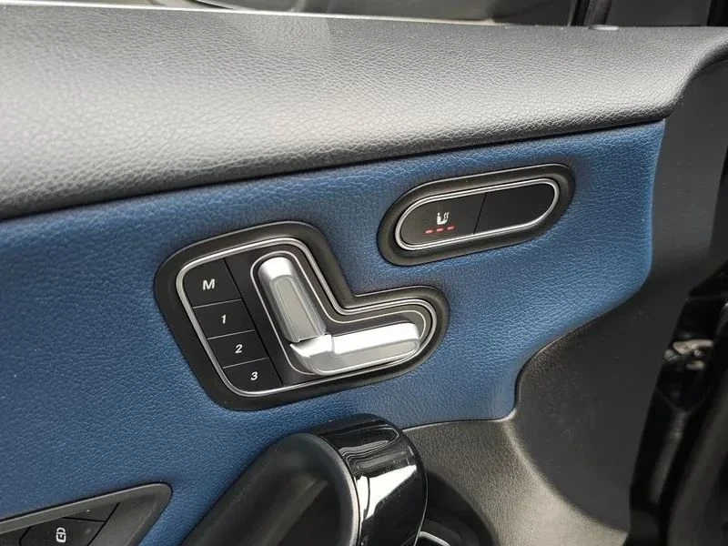 Mercedes-Benz A 220, снимка 15 - Автомобили и джипове - 56723973