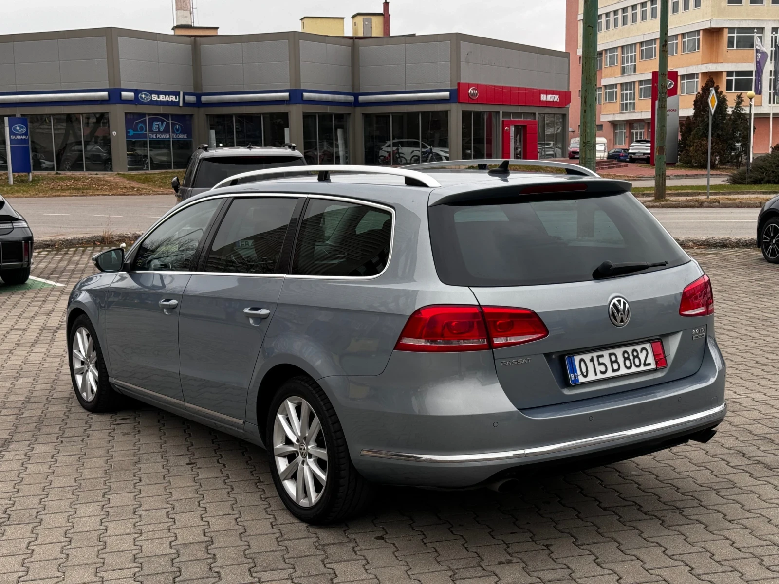 VW Passat  HighLine 4Motion DSG BlueMotion 170HP - изображение 6