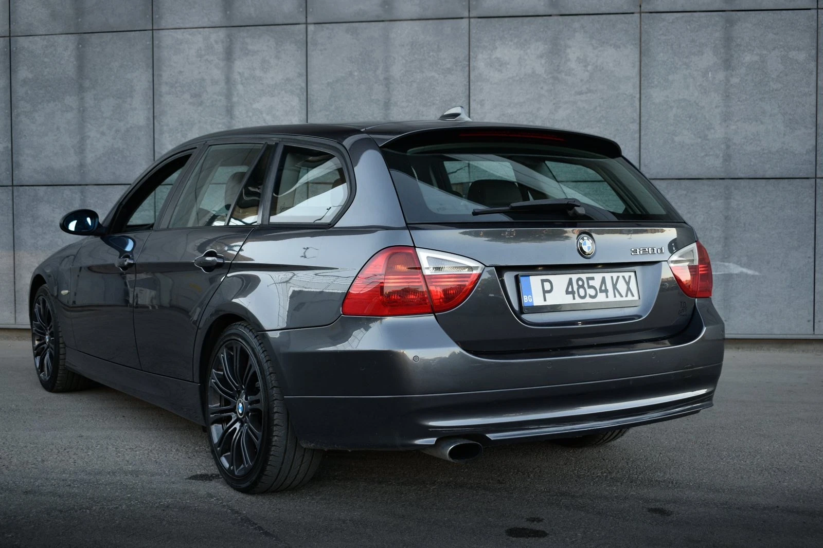 BMW 320 НАПЪЛНО ОБСЛУЖЕН!  - изображение 6