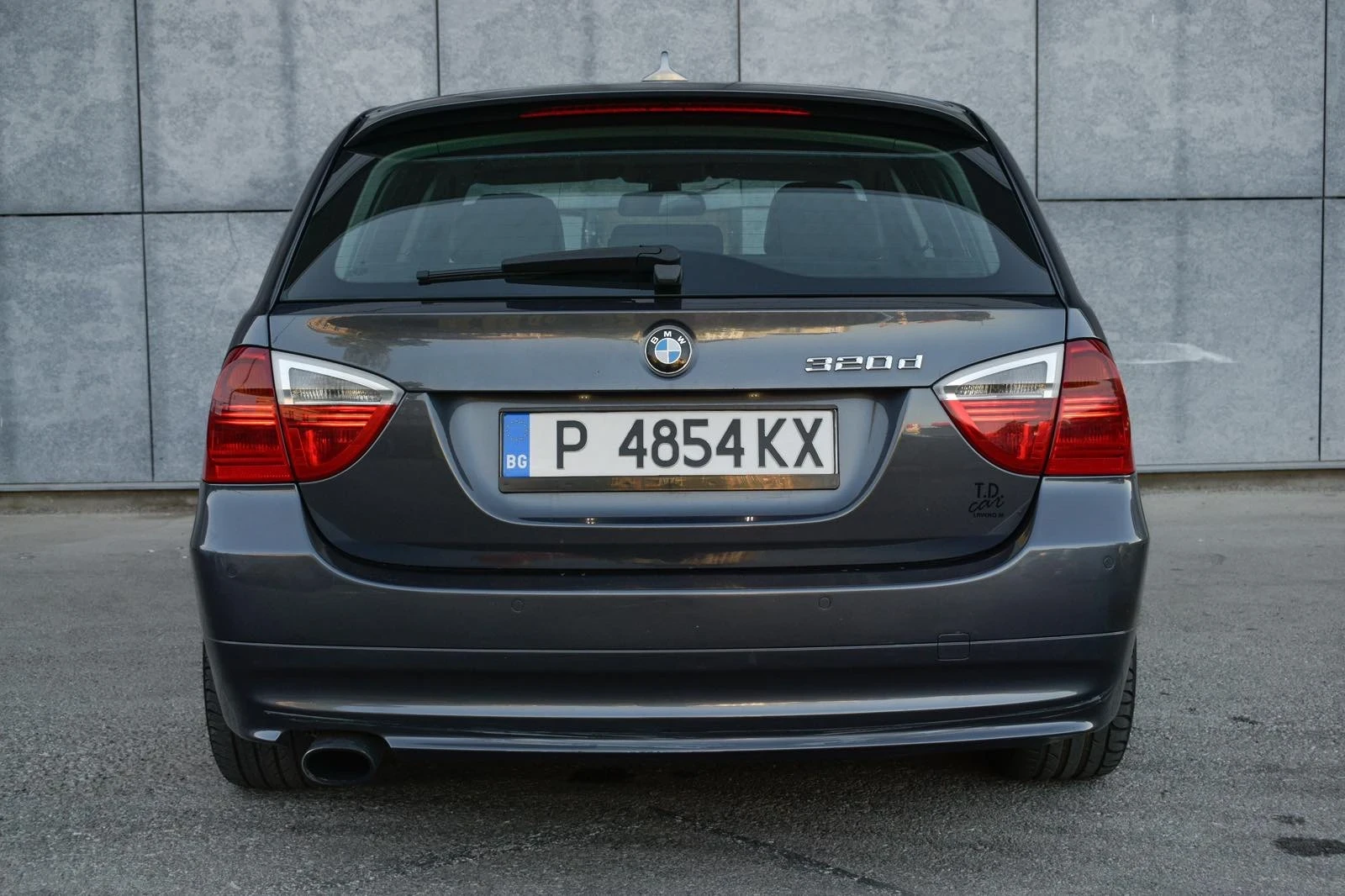 BMW 320 НАПЪЛНО ОБСЛУЖЕН!  - изображение 8