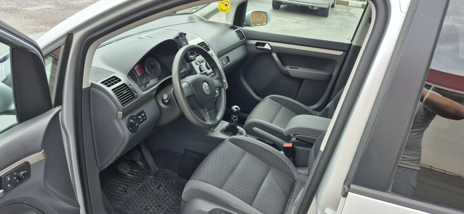 VW Touran 2.0 TDI feislift - изображение 7