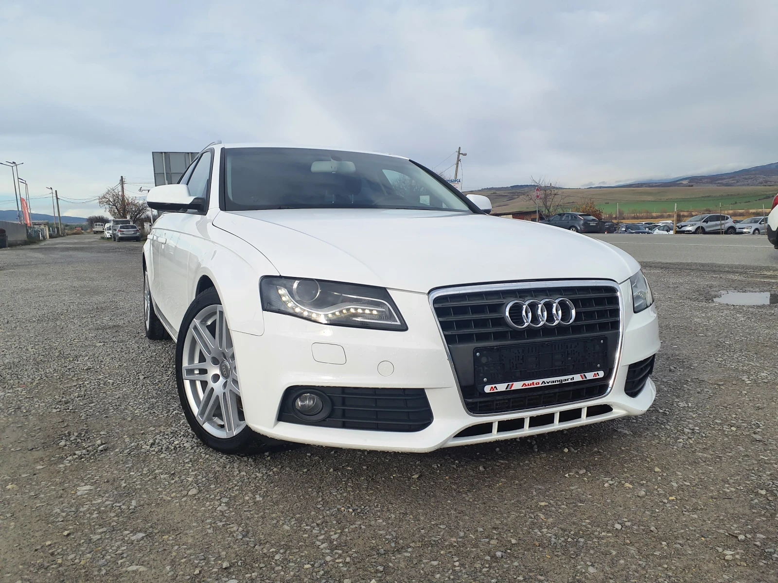 Audi A4 2.0 TDI-143 FULL LED KSENON AUTOMAT | Mobile.bg   1