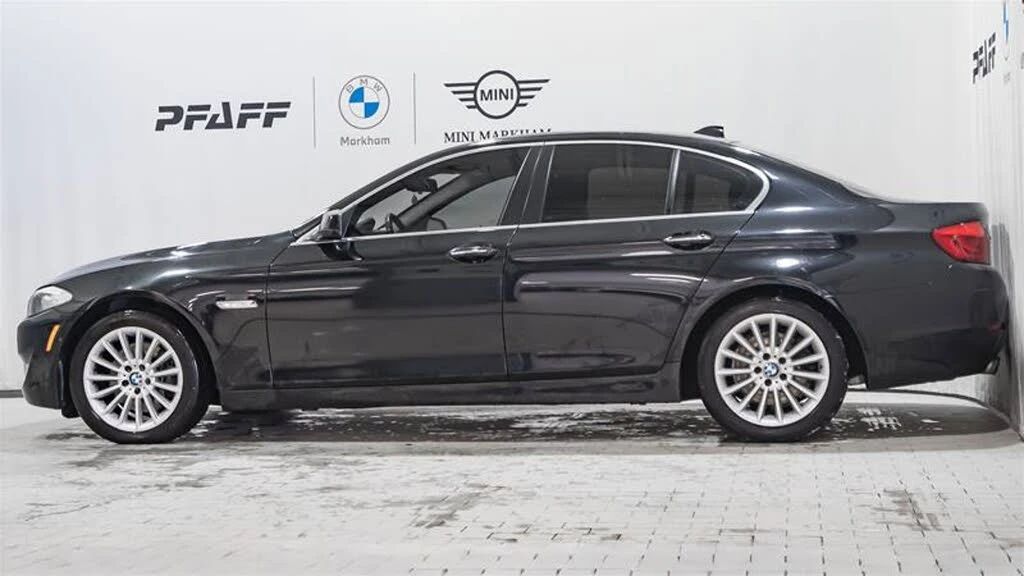BMW 535 i X-DRIVE* KEYLESS* 360CAM* АвтоКредит(ЦЕНА ДО БГ) - изображение 3