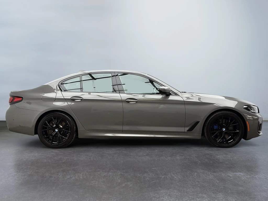 BMW 540 * 540i xDrive M Sport Pro Pack * CARFAX * ЦЕНА ДО  - изображение 5