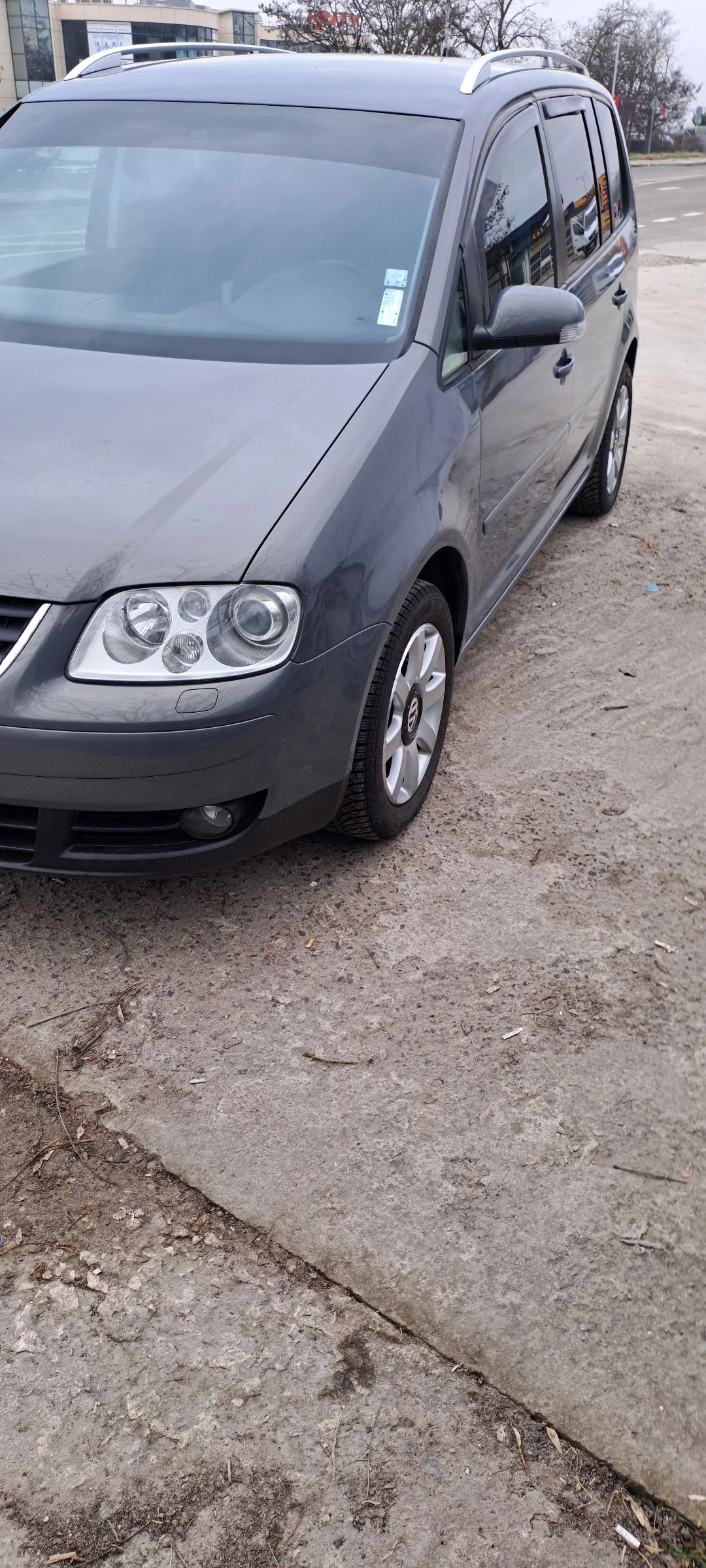 VW Touran  - изображение 5