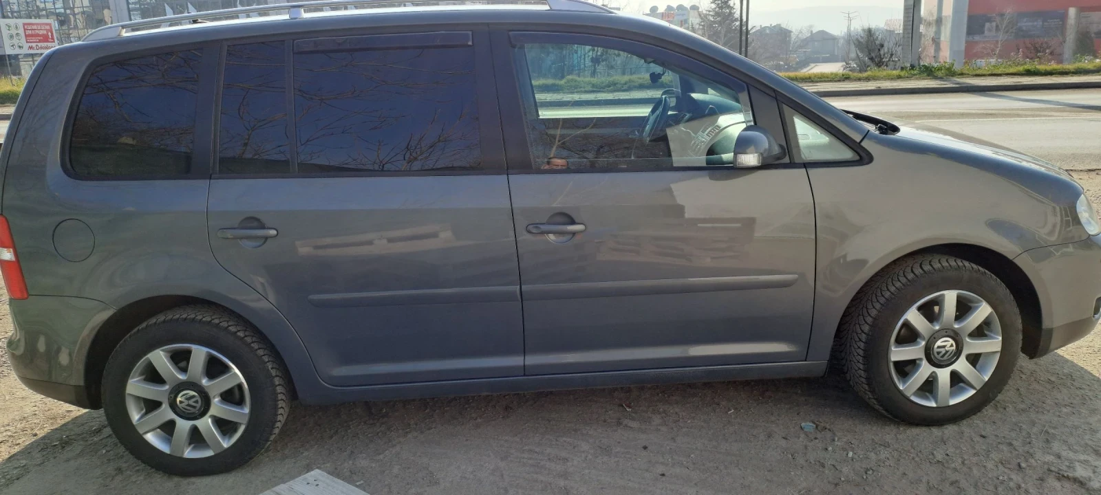 VW Touran  - изображение 7