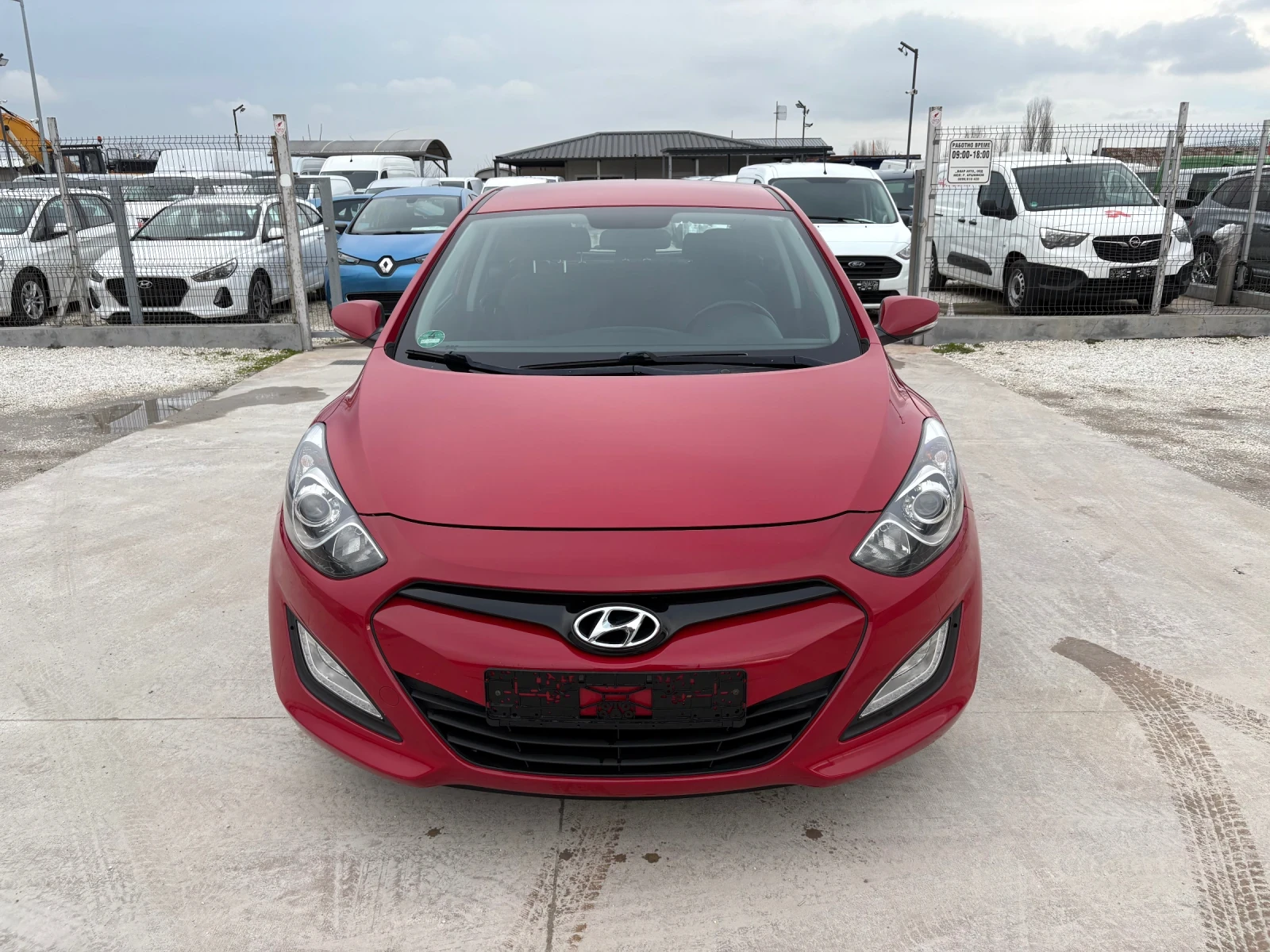 Hyundai I30 1.4crdi-клима - изображение 2