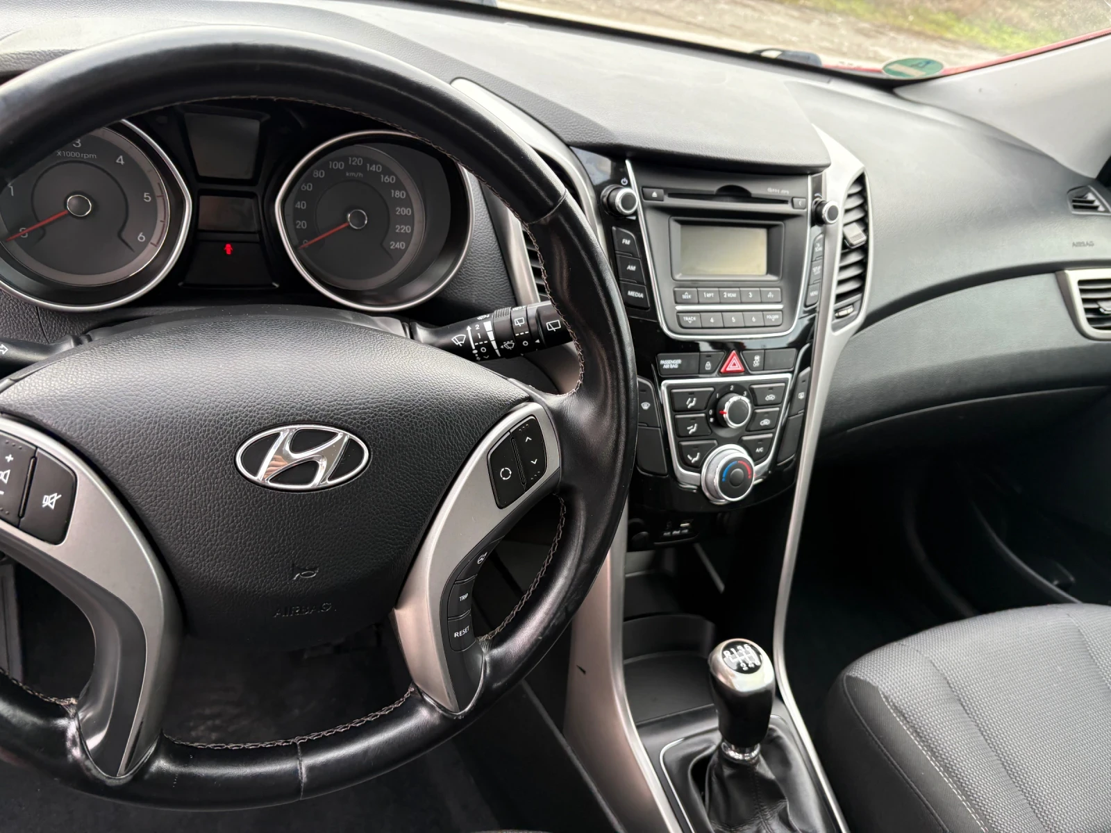 Hyundai I30 1.4crdi-����� | Mobile.bg � ����������� 12