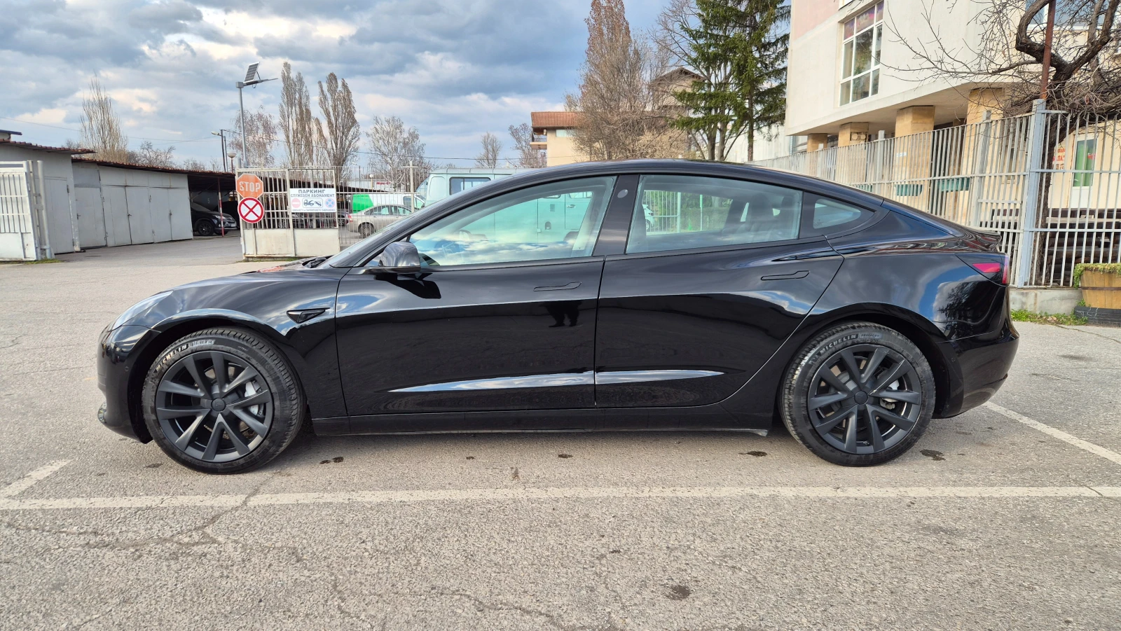 Tesla Model 3 Long range 4х4 Гаранция, снимка 8 - Автомобили и джипове - 53478354