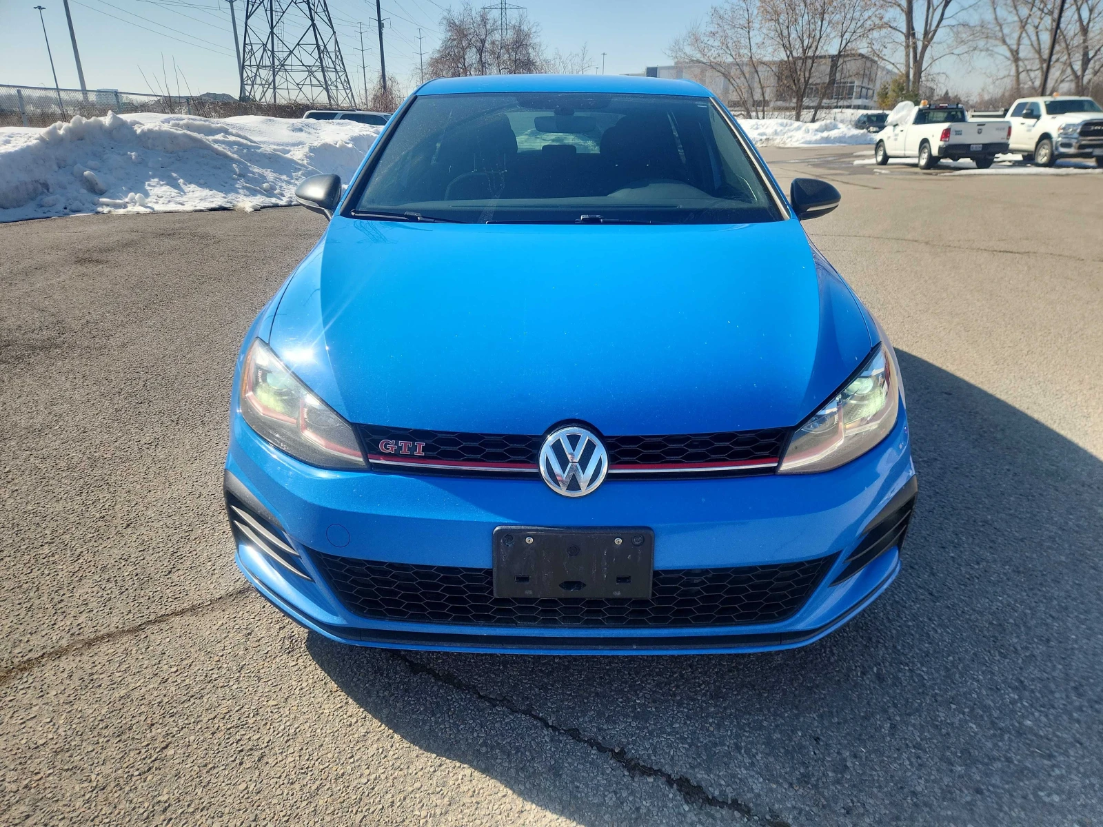 VW Golf Manual  CARFAX - изображение 6