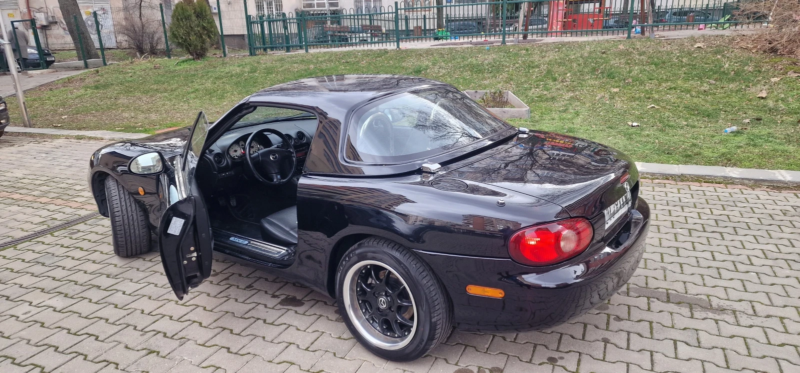 Mazda Mx-5, снимка 16 - Автомобили и джипове - 53804052