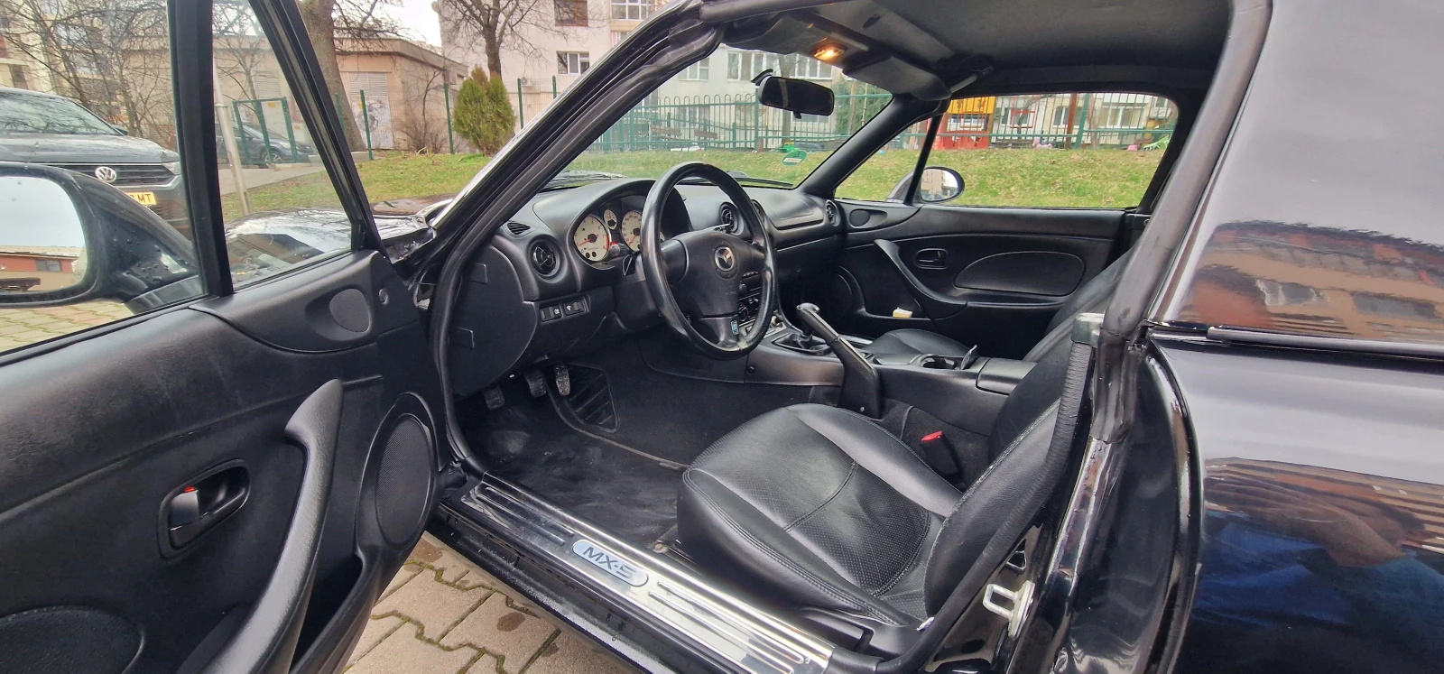 Mazda Mx-5, снимка 8 - Автомобили и джипове - 53804052