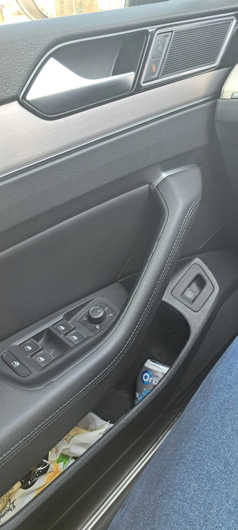 VW Passat VW Passat B8 Facelift R-Line Highline 2.0TDI 190 к, снимка 12 - Автомобили и джипове - 53928825