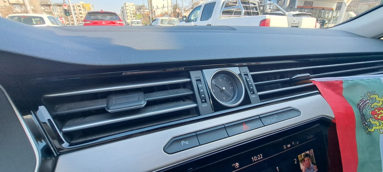 VW Passat VW Passat B8 Facelift R-Line Highline 2.0TDI 190 к, снимка 10 - Автомобили и джипове - 53928825