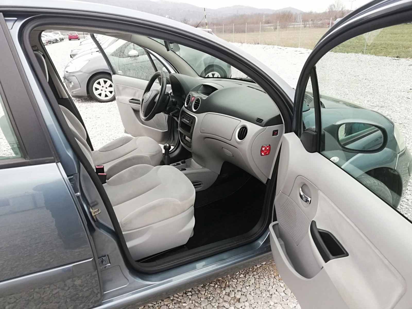Citroen C3 1.4HDI KLI ITALI, снимка 13 - Автомобили и джипове - 53946518