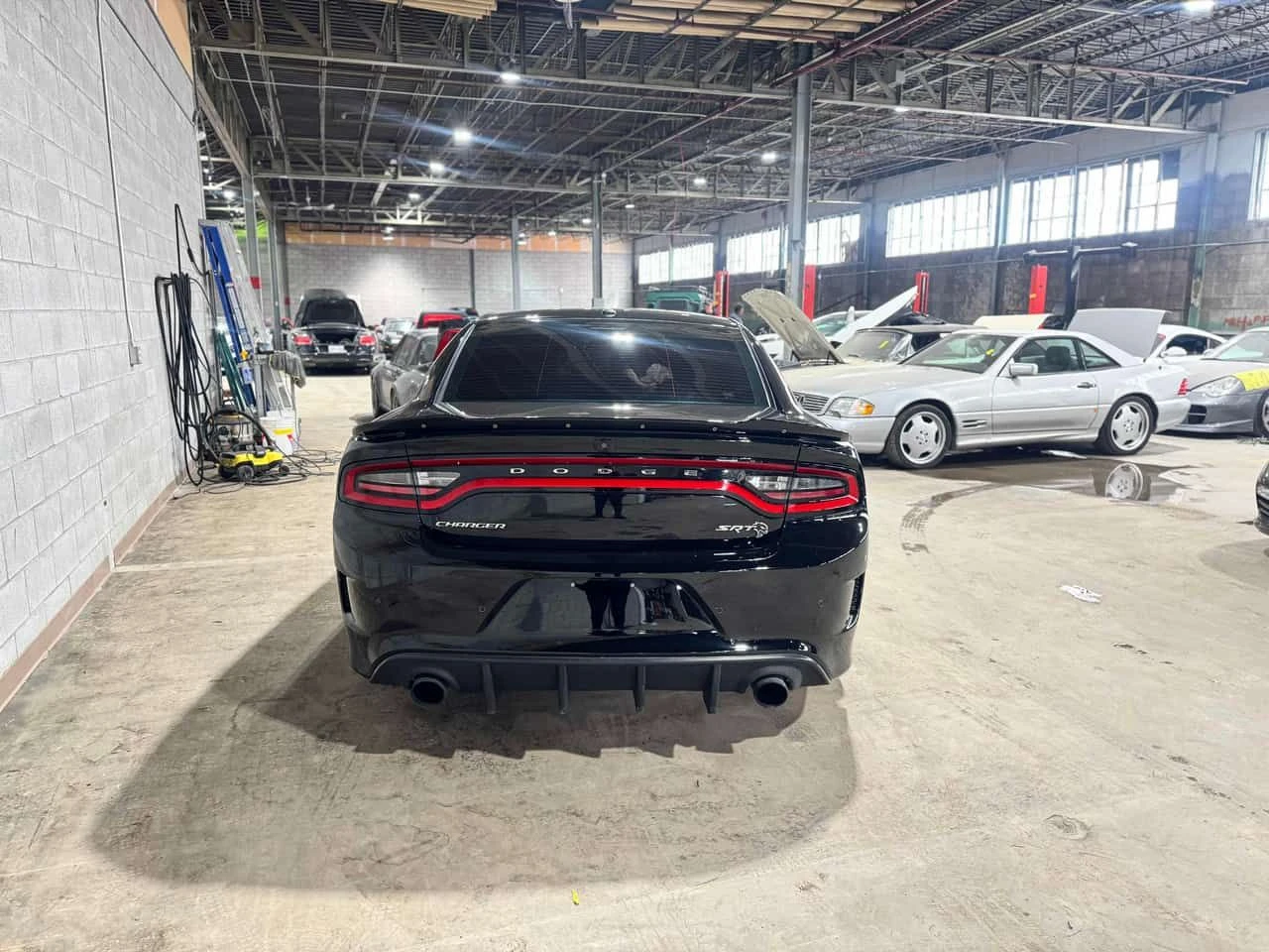 Dodge Charger SRT Hellcat| �������| ��������| CARFAX | Mobile.bg � ����������� 4